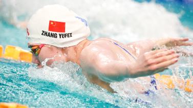 辽宁男篮王哲林末节爆发带队取胜